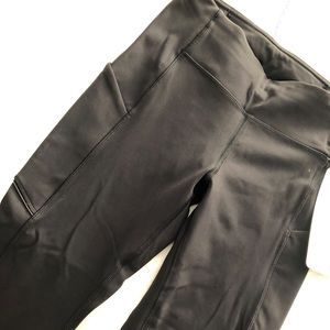 Lululemon speed up crop pants